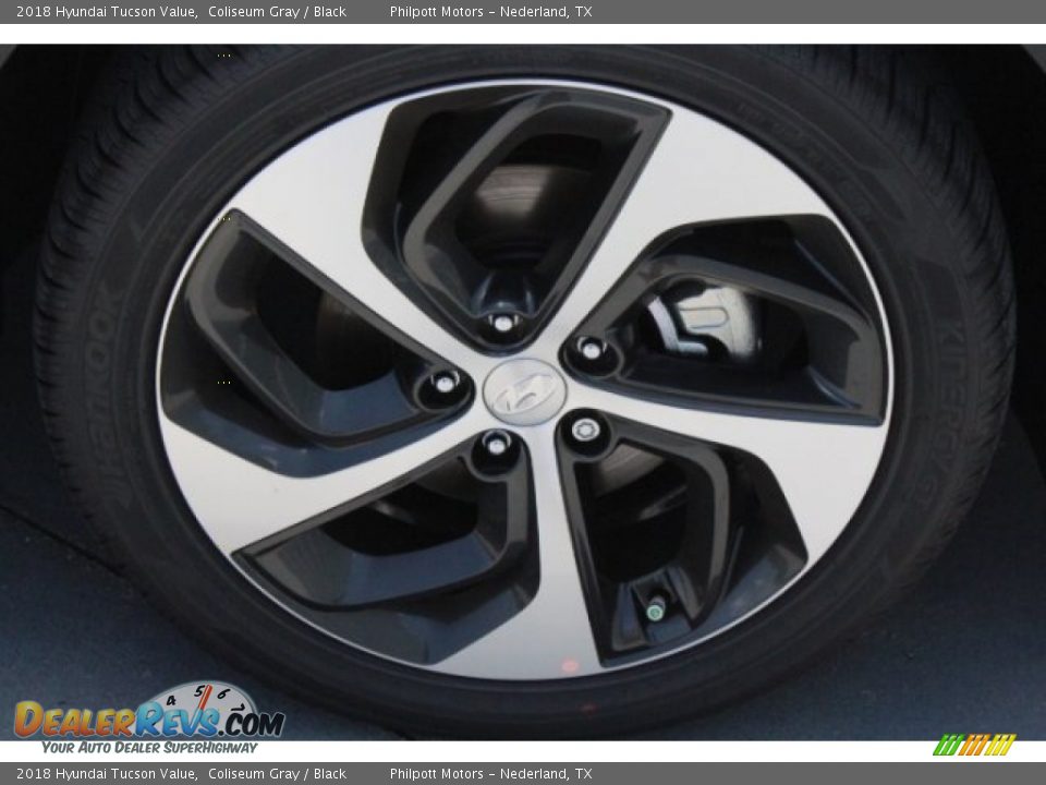 2018 Hyundai Tucson Value Coliseum Gray / Black Photo #11