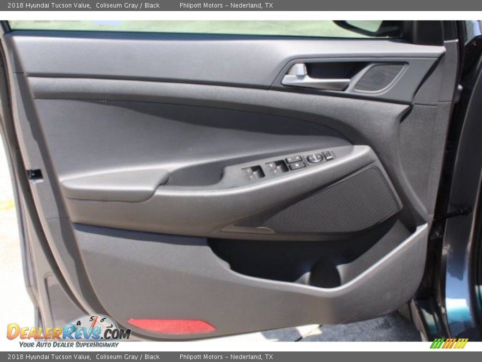2018 Hyundai Tucson Value Coliseum Gray / Black Photo #12