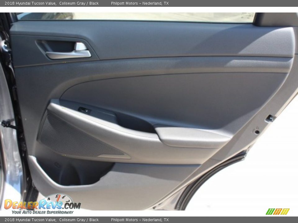 2018 Hyundai Tucson Value Coliseum Gray / Black Photo #29