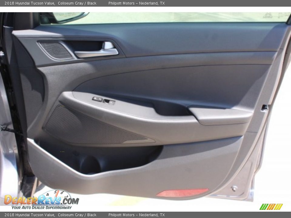 2018 Hyundai Tucson Value Coliseum Gray / Black Photo #31