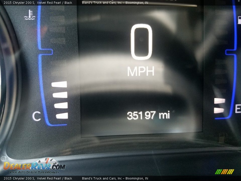 2015 Chrysler 200 S Velvet Red Pearl / Black Photo #14