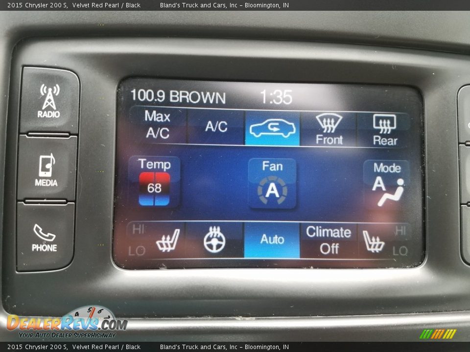 2015 Chrysler 200 S Velvet Red Pearl / Black Photo #18