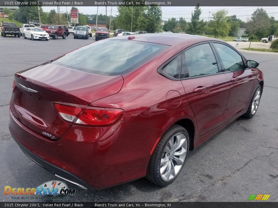 2015 Chrysler 200 S Velvet Red Pearl / Black Photo #33