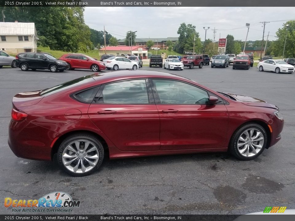 2015 Chrysler 200 S Velvet Red Pearl / Black Photo #34