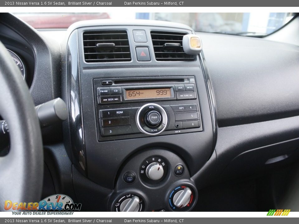 2013 Nissan Versa 1.6 SV Sedan Brilliant Silver / Charcoal Photo #12