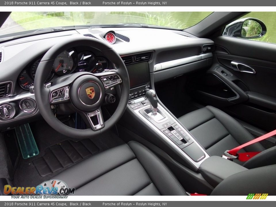 Black Interior - 2018 Porsche 911 Carrera 4S Coupe Photo #10