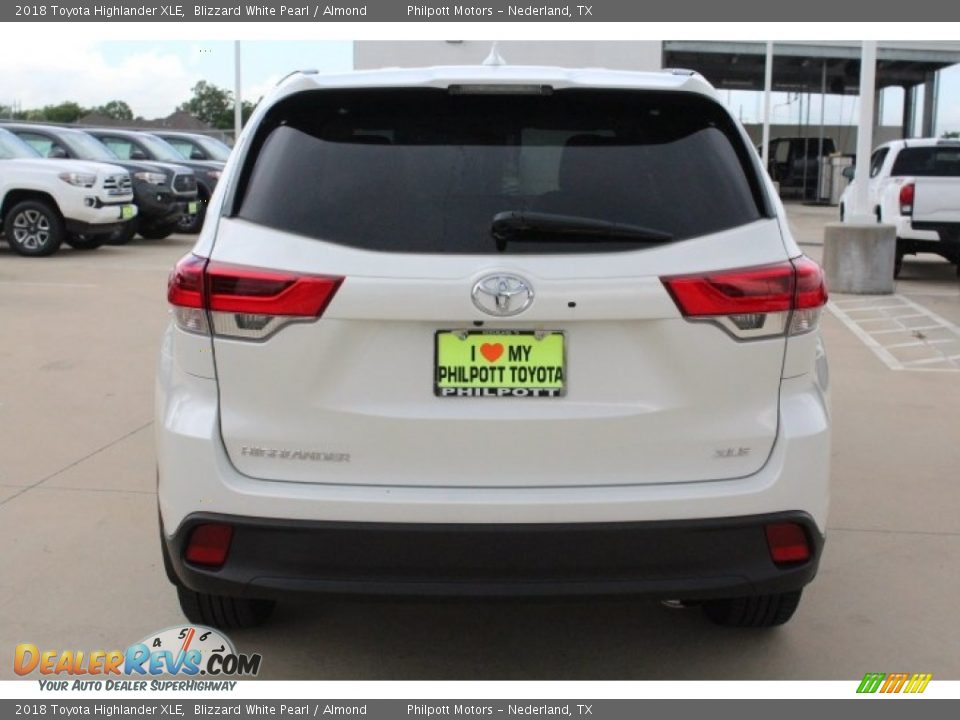 2018 Toyota Highlander XLE Blizzard White Pearl / Almond Photo #7