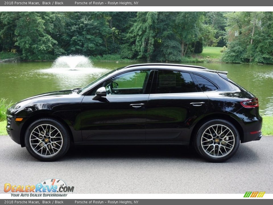 2018 Porsche Macan Black / Black Photo #7