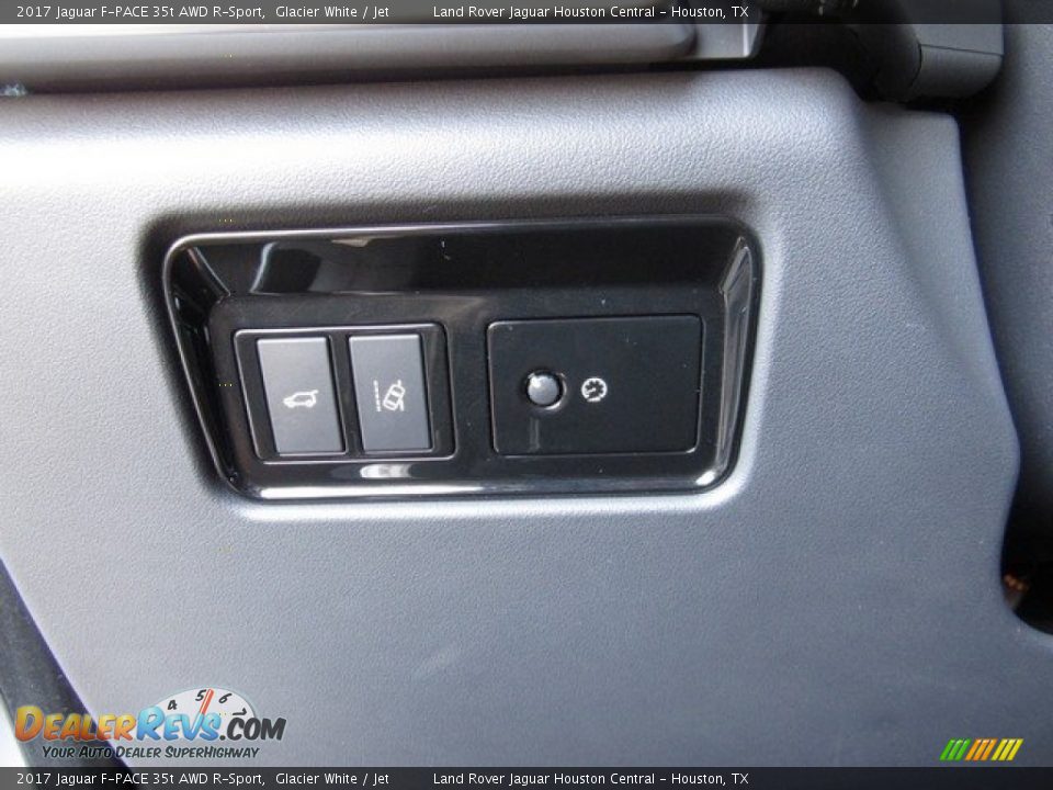 2017 Jaguar F-PACE 35t AWD R-Sport Glacier White / Jet Photo #28