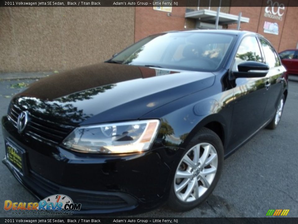 2011 Volkswagen Jetta SE Sedan Black / Titan Black Photo #1