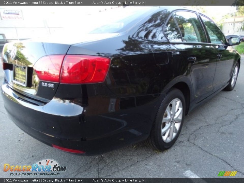 2011 Volkswagen Jetta SE Sedan Black / Titan Black Photo #4