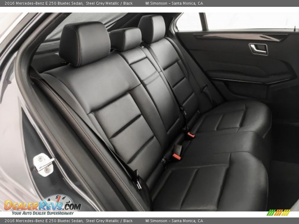 2016 Mercedes-Benz E 250 Bluetec Sedan Steel Grey Metallic / Black Photo #13