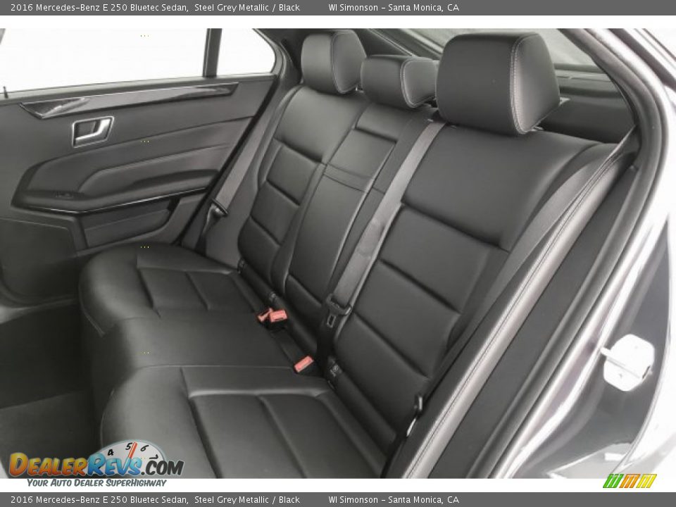 2016 Mercedes-Benz E 250 Bluetec Sedan Steel Grey Metallic / Black Photo #17