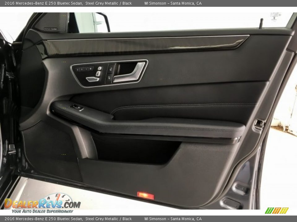 2016 Mercedes-Benz E 250 Bluetec Sedan Steel Grey Metallic / Black Photo #31