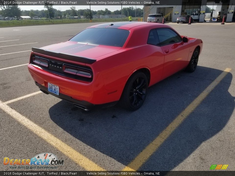 2016 Dodge Challenger R/T TorRed / Black/Pearl Photo #16