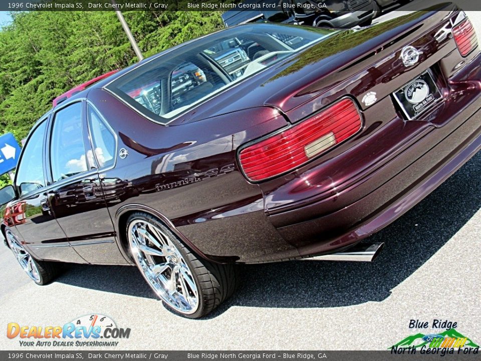1996 Chevrolet Impala SS Dark Cherry Metallic / Gray Photo #32