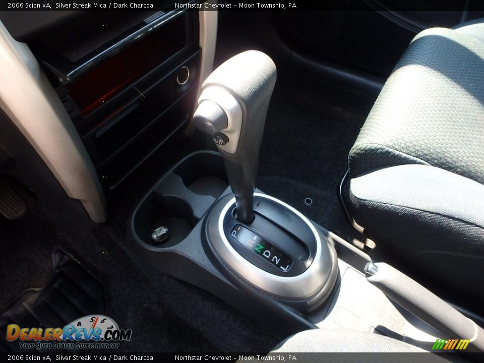 2006 Scion xA Silver Streak Mica / Dark Charcoal Photo #12
