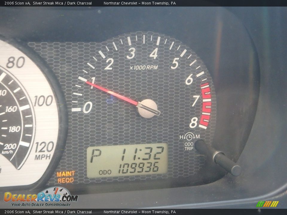 2006 Scion xA Silver Streak Mica / Dark Charcoal Photo #15