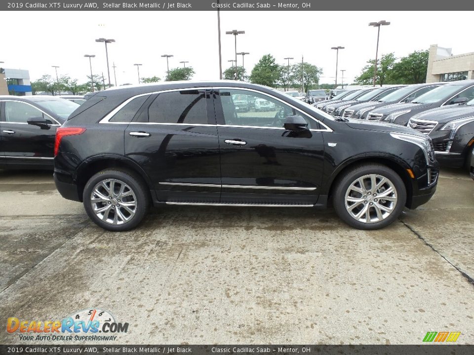 2019 Cadillac XT5 Luxury AWD Stellar Black Metallic / Jet Black Photo #2
