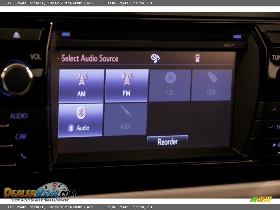 2016 Toyota Corolla LE Classic Silver Metallic / Ash Photo #10