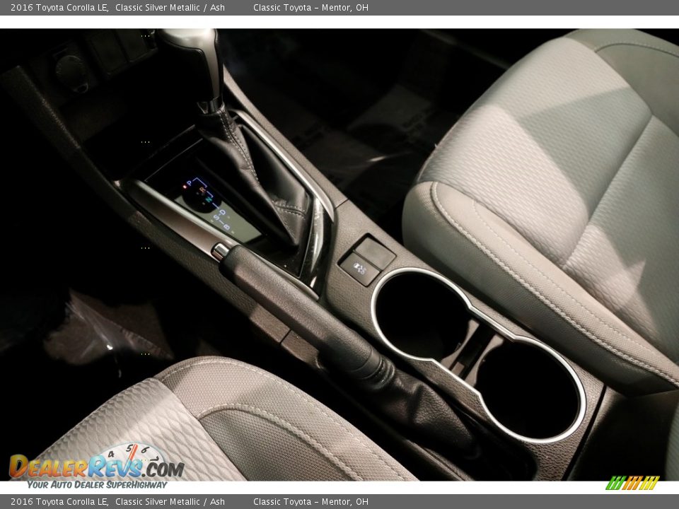 2016 Toyota Corolla LE Classic Silver Metallic / Ash Photo #12
