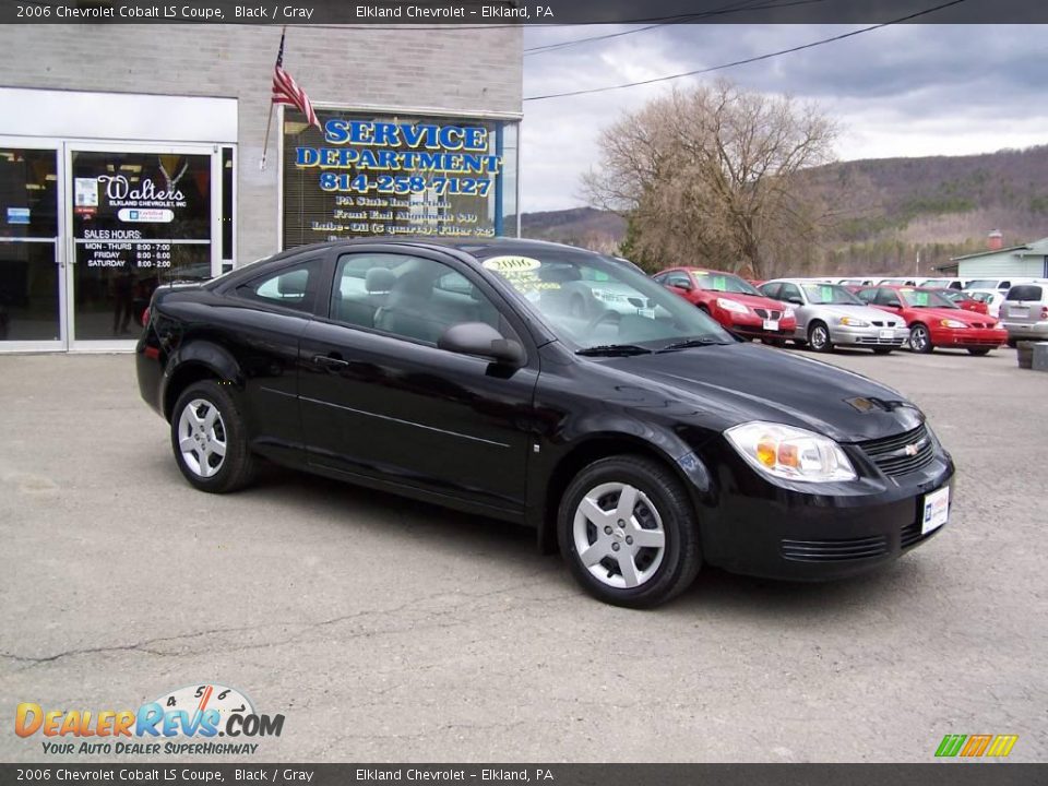 2006 Chevrolet Cobalt LS Coupe Black / Gray Photo #2