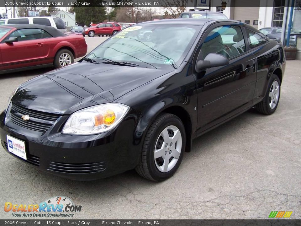 2006 Chevrolet Cobalt LS Coupe Black / Gray Photo #3