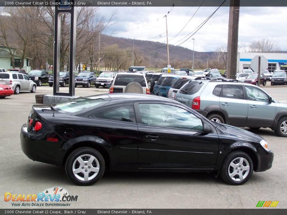 2006 Chevrolet Cobalt LS Coupe Black / Gray Photo #8