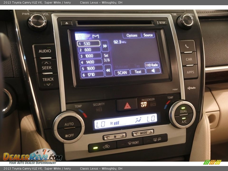 2013 Toyota Camry XLE V6 Super White / Ivory Photo #8