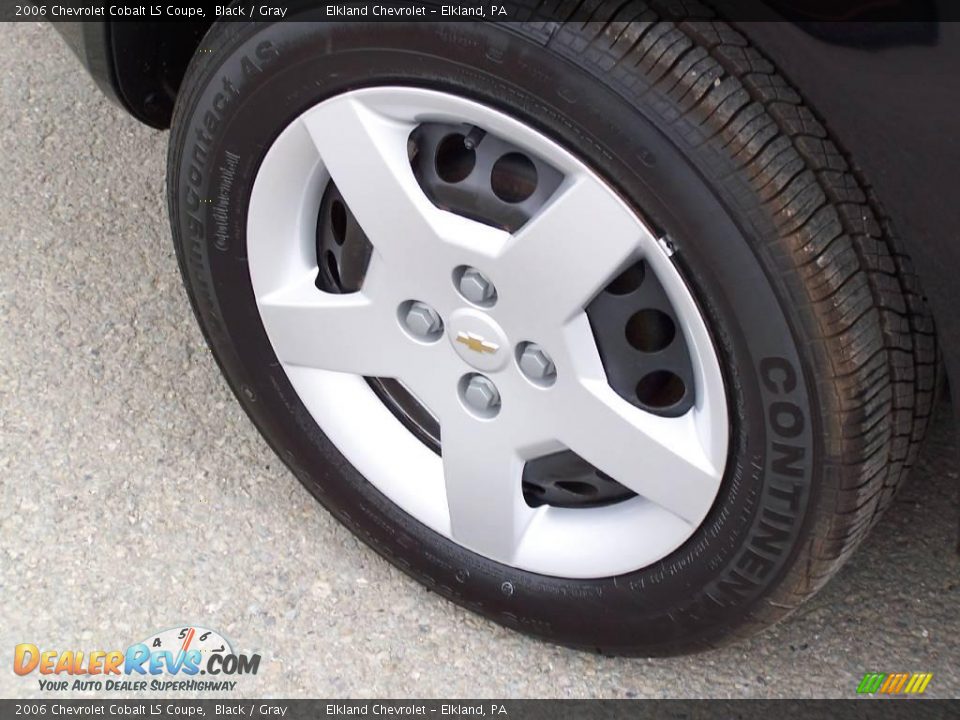 2006 Chevrolet Cobalt LS Coupe Black / Gray Photo #33