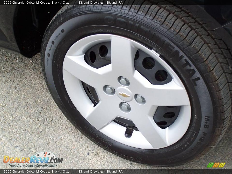 2006 Chevrolet Cobalt LS Coupe Black / Gray Photo #34