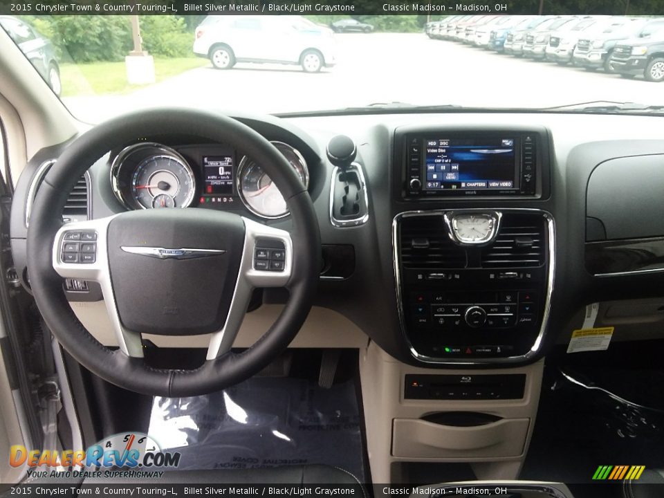 2015 Chrysler Town & Country Touring-L Billet Silver Metallic / Black/Light Graystone Photo #8