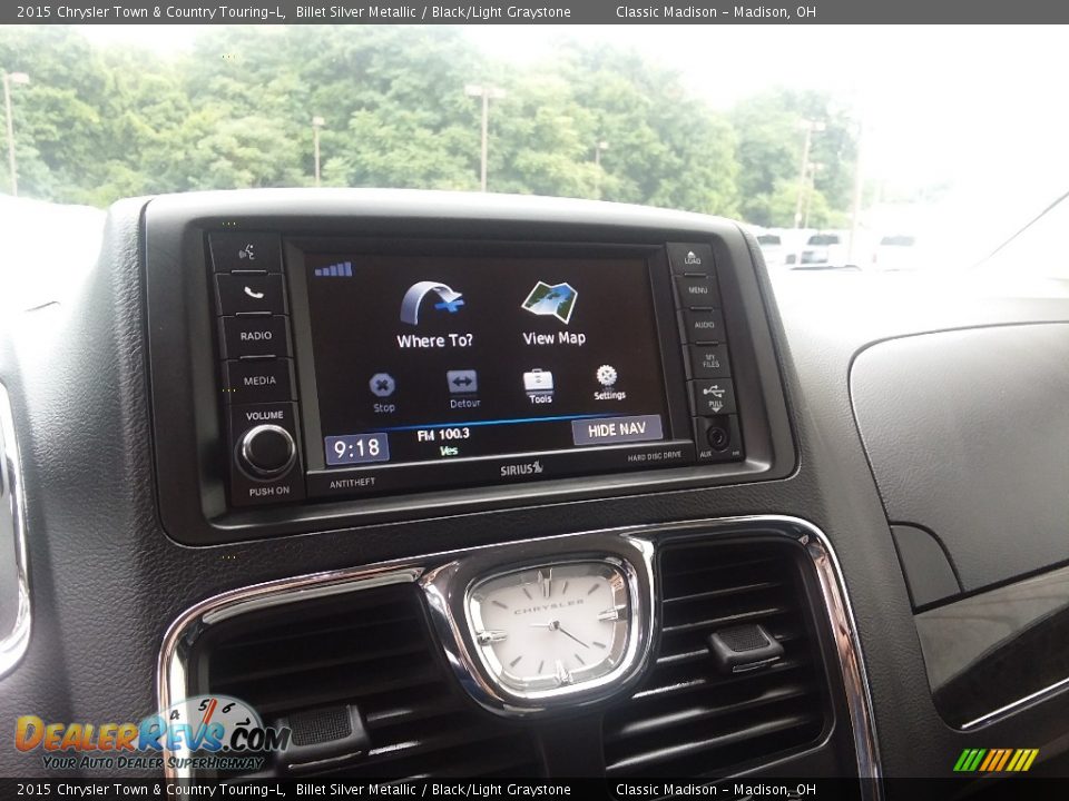 2015 Chrysler Town & Country Touring-L Billet Silver Metallic / Black/Light Graystone Photo #12