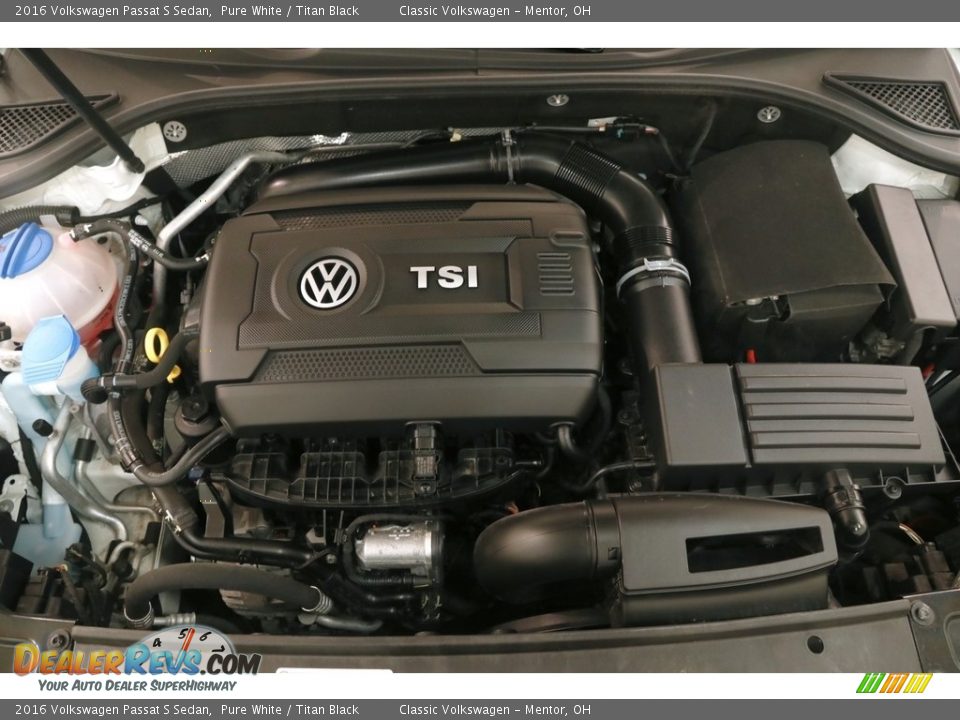 2016 Volkswagen Passat S Sedan Pure White / Titan Black Photo #18