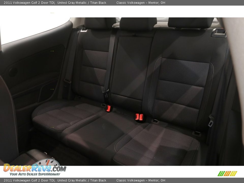 2011 Volkswagen Golf 2 Door TDI United Gray Metallic / Titan Black Photo #15