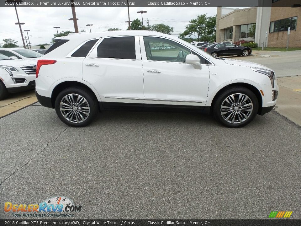 2018 Cadillac XT5 Premium Luxury AWD Crystal White Tricoat / Cirrus Photo #2