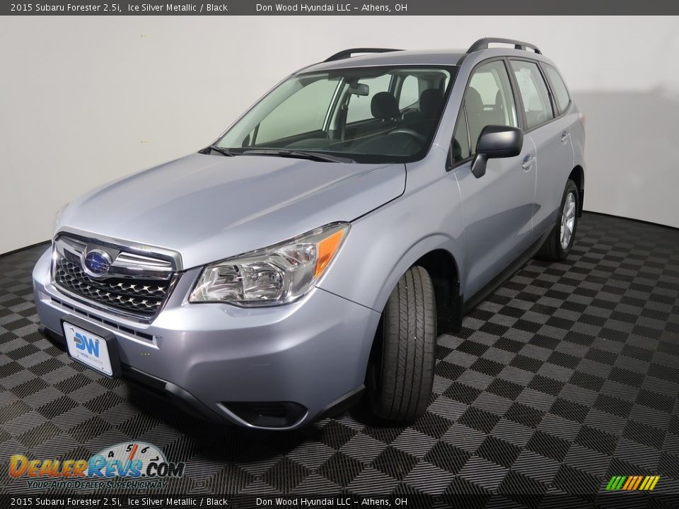 2015 Subaru Forester 2.5i Ice Silver Metallic / Black Photo #7