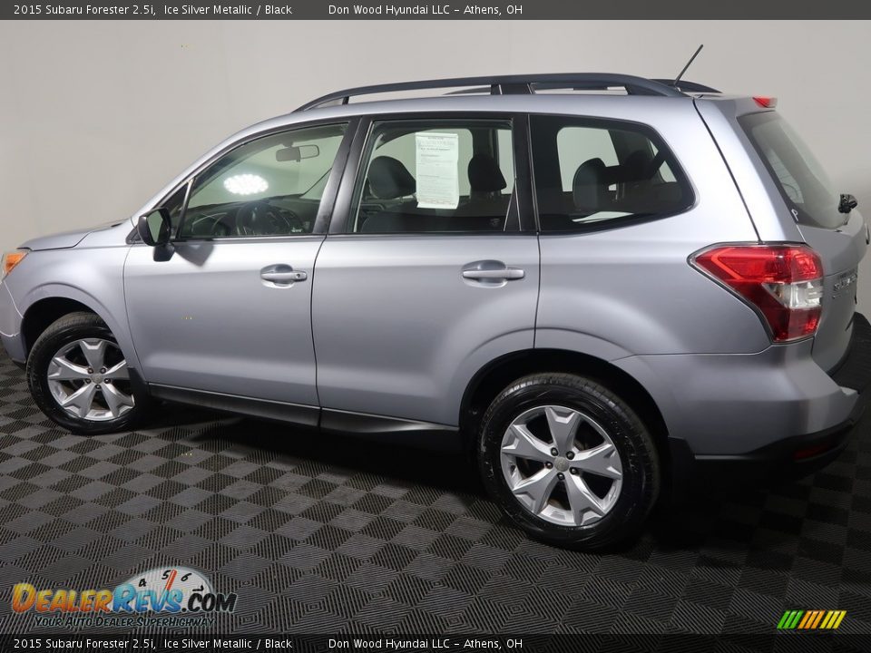 2015 Subaru Forester 2.5i Ice Silver Metallic / Black Photo #9