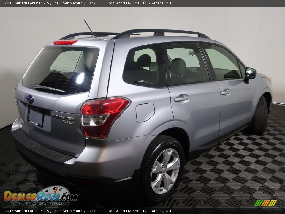 2015 Subaru Forester 2.5i Ice Silver Metallic / Black Photo #12