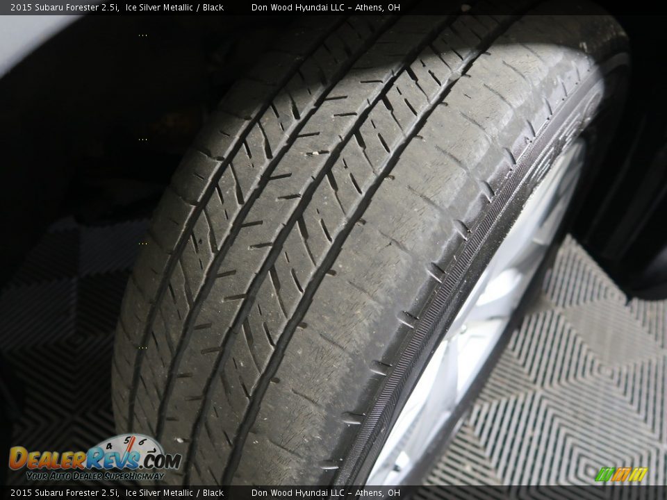 2015 Subaru Forester 2.5i Ice Silver Metallic / Black Photo #24
