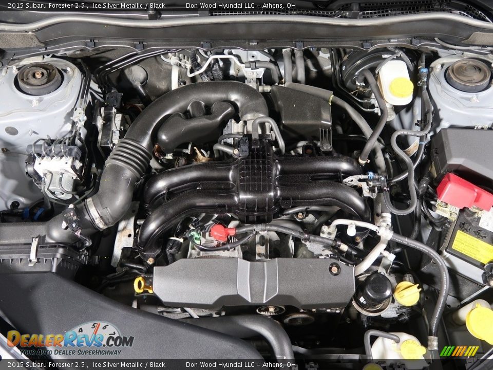 2015 Subaru Forester 2.5i Ice Silver Metallic / Black Photo #31