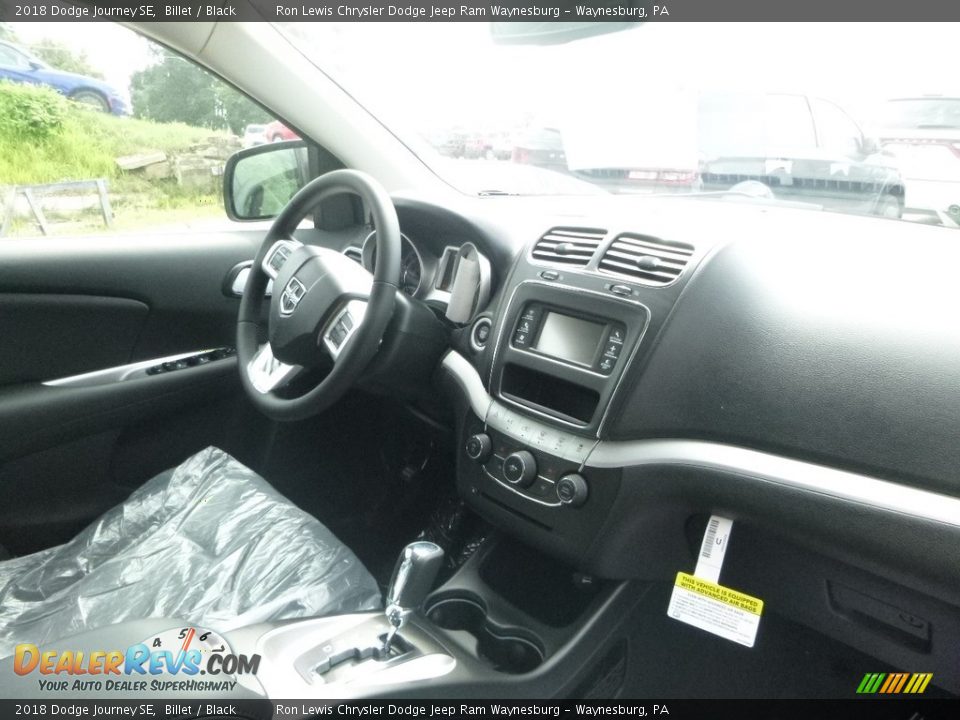 2018 Dodge Journey SE Billet / Black Photo #11