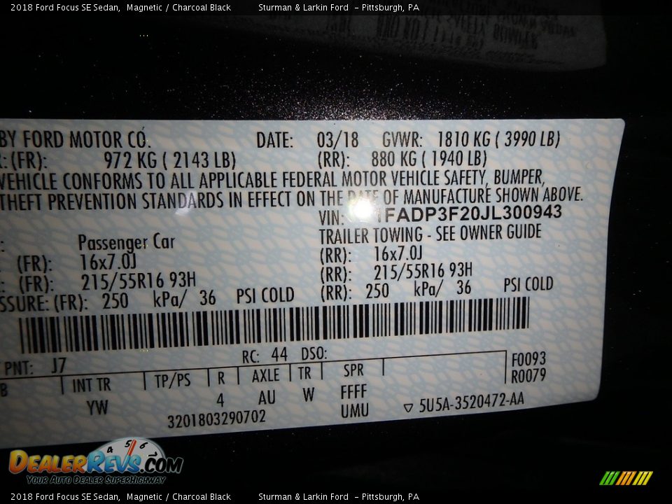 2018 Ford Focus SE Sedan Magnetic / Charcoal Black Photo #10