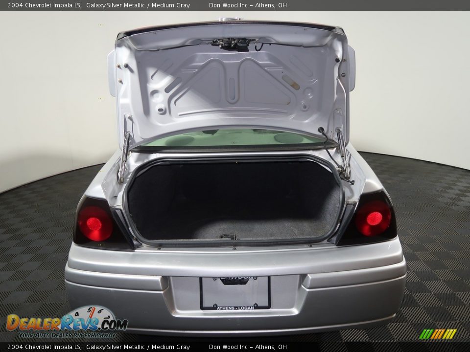2004 Chevrolet Impala LS Galaxy Silver Metallic / Medium Gray Photo #29