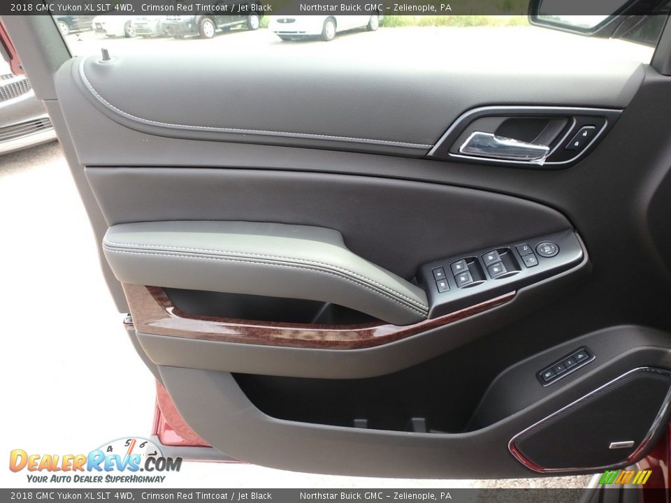 Door Panel of 2018 GMC Yukon XL SLT 4WD Photo #15