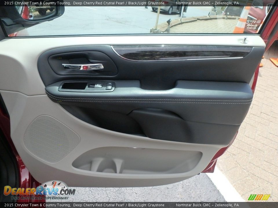 2015 Chrysler Town & Country Touring Deep Cherry Red Crystal Pearl / Black/Light Graystone Photo #7