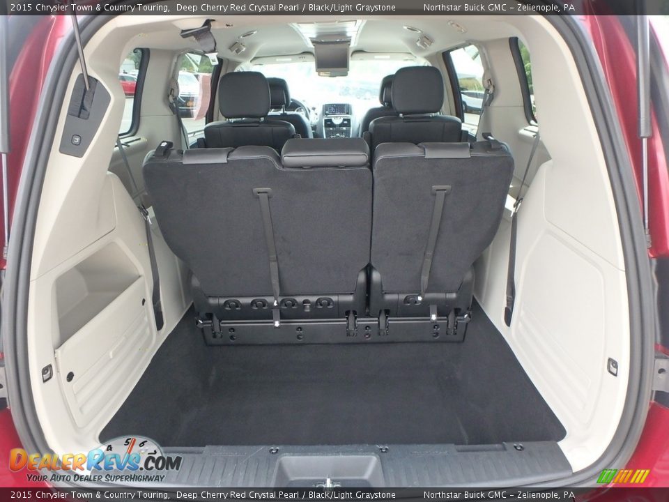 2015 Chrysler Town & Country Touring Deep Cherry Red Crystal Pearl / Black/Light Graystone Photo #11