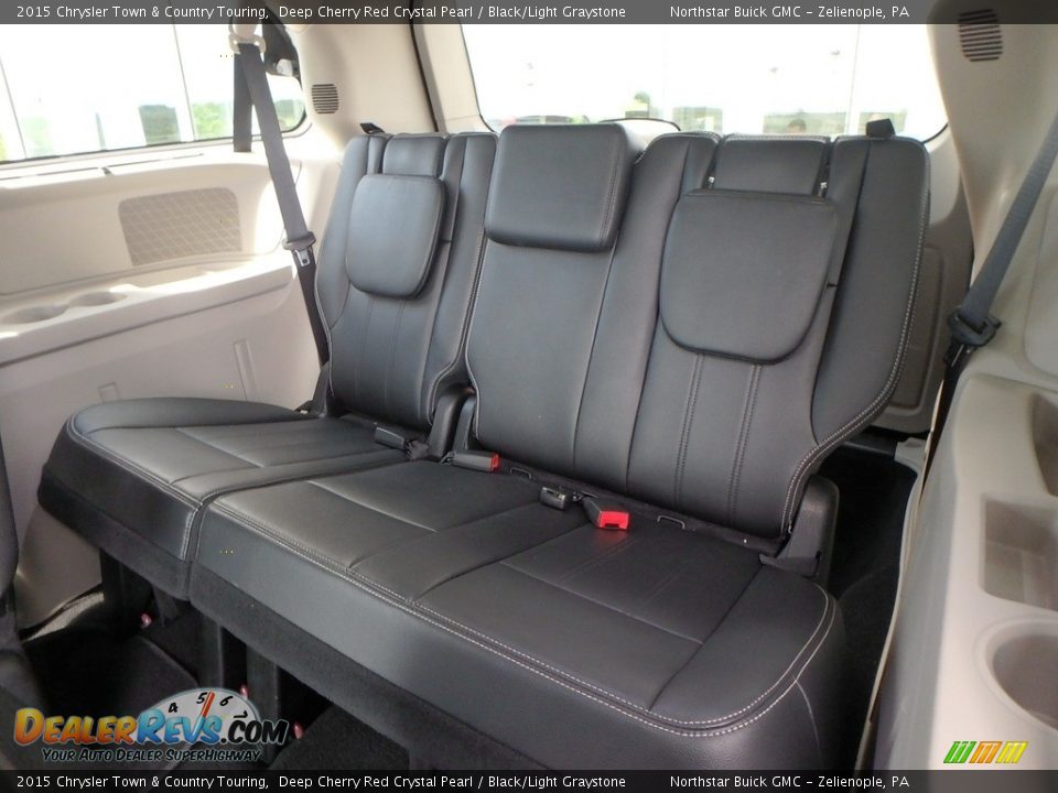2015 Chrysler Town & Country Touring Deep Cherry Red Crystal Pearl / Black/Light Graystone Photo #18