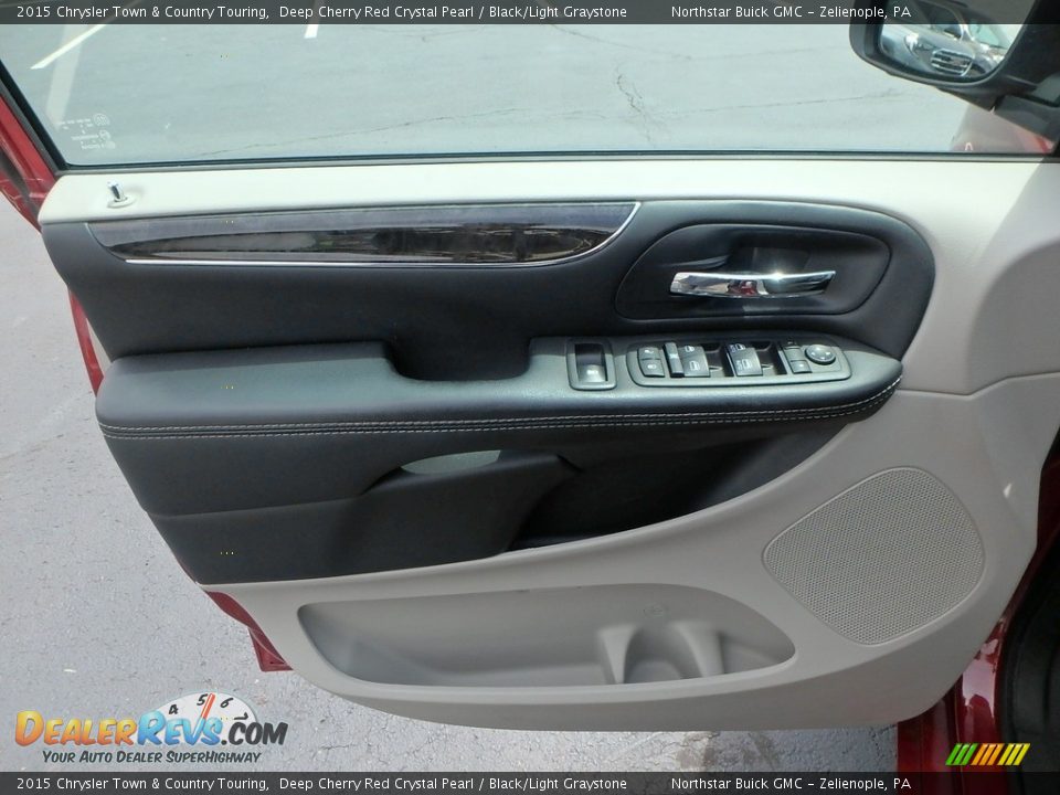 2015 Chrysler Town & Country Touring Deep Cherry Red Crystal Pearl / Black/Light Graystone Photo #21