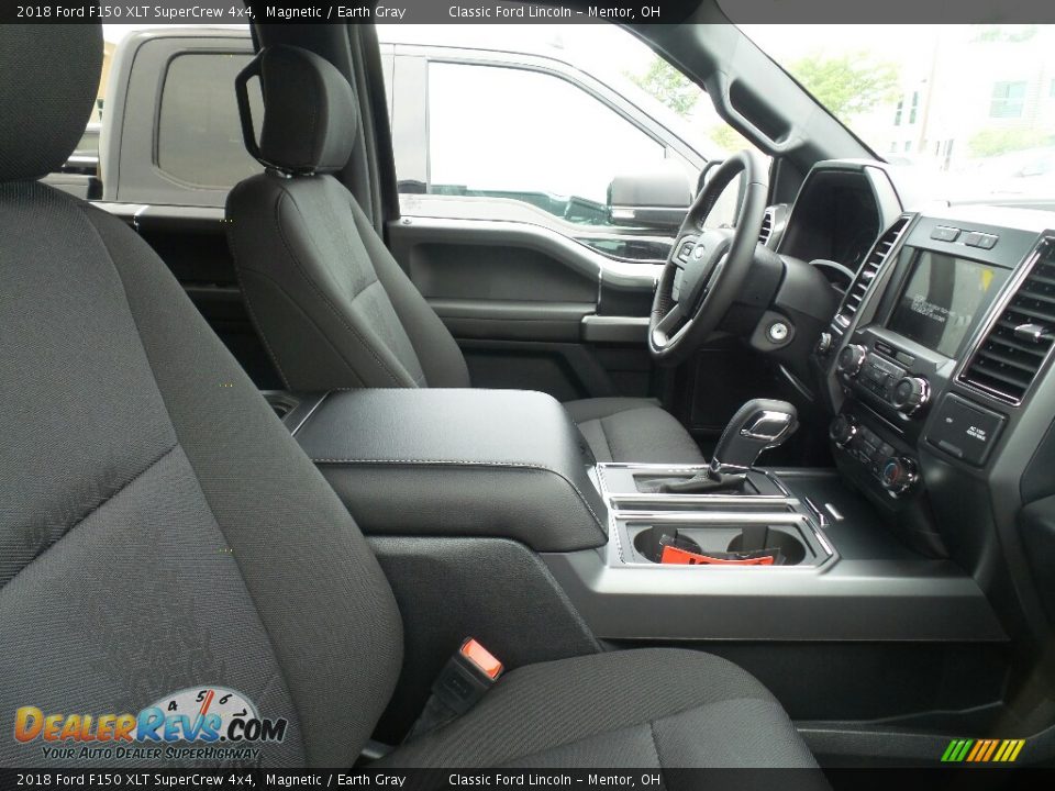 2018 Ford F150 XLT SuperCrew 4x4 Magnetic / Earth Gray Photo #4